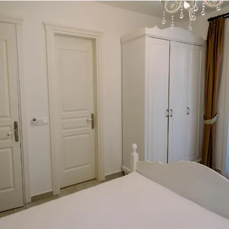 Demir Alacati Hotel Cesme